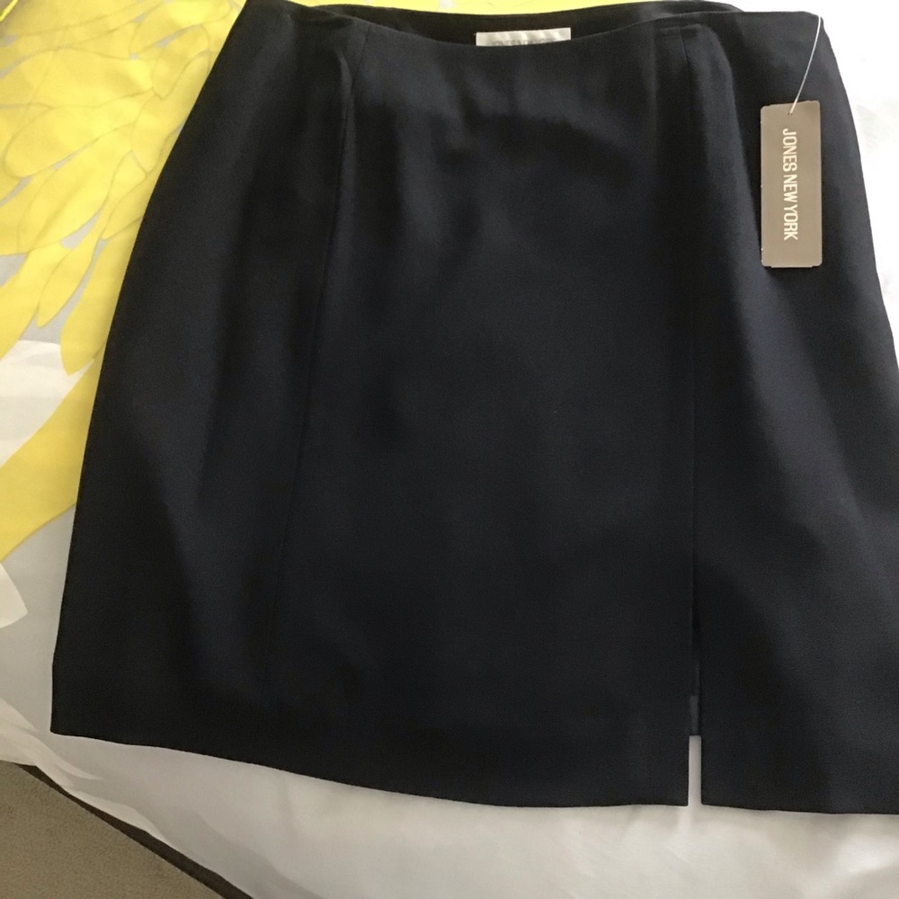 Jones New York A-Line Black Skirt
